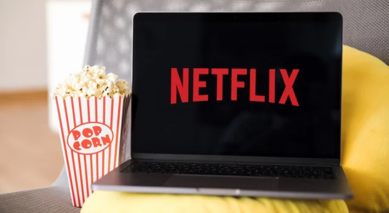 Netflix, 12 ülkede reklamlı üyelik paketini başlatıyor