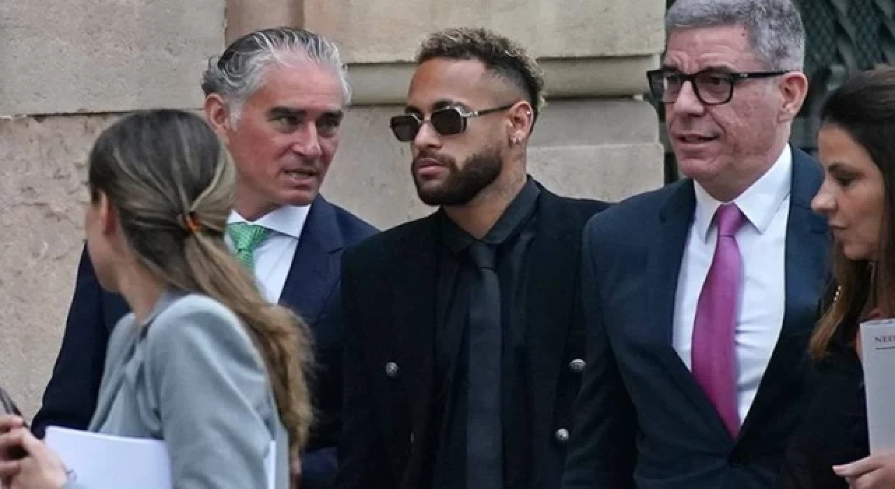 Neymar hâkim karşısında: İstenen ceza 5 yıl