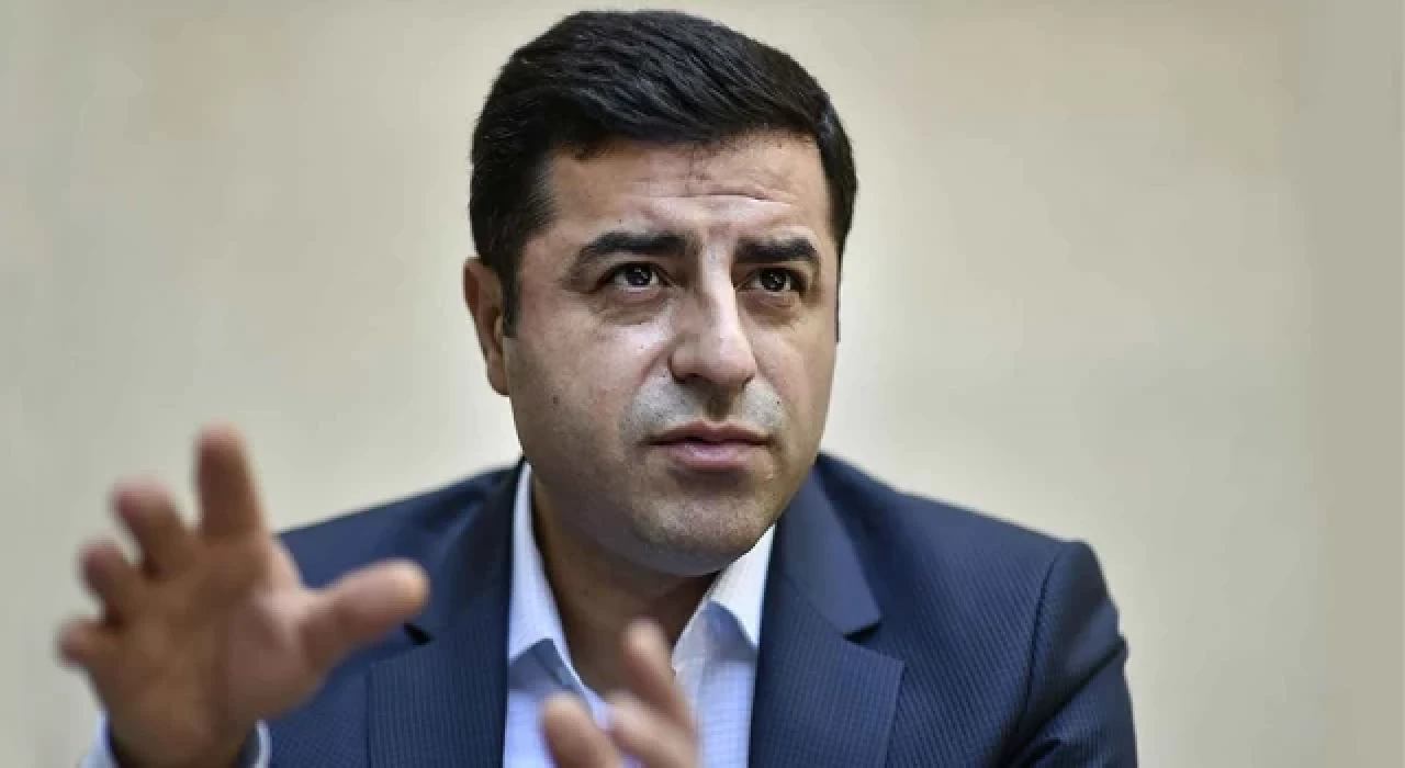 Demirtaş: Haksızlıklar sürerken mekikle Mars'a da götürseler durum değişmez