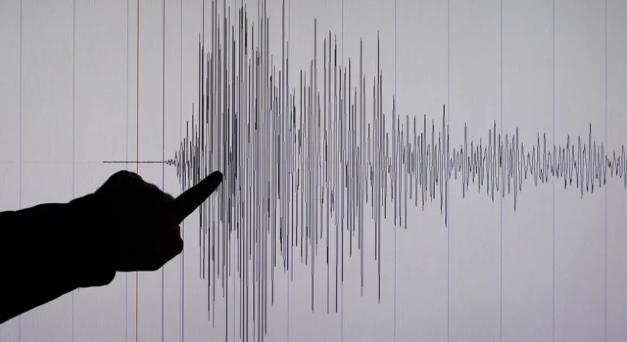 Ege Denizi açıklarında 4.7 büyüklüğünde deprem meydana geldi