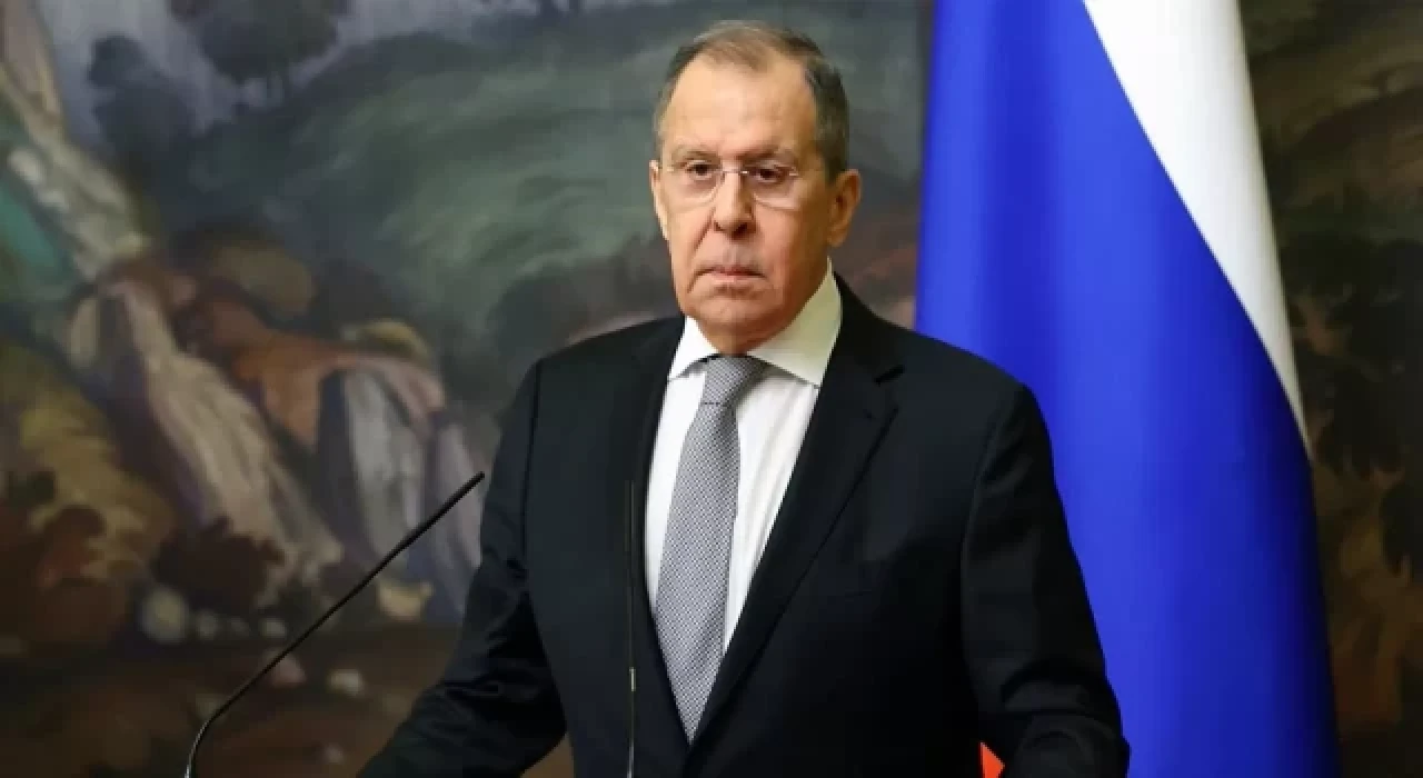 Rusya Dışişleri Bakanı Lavrov'un Bali'de hastaneye kaldırıldığı iddia edildi