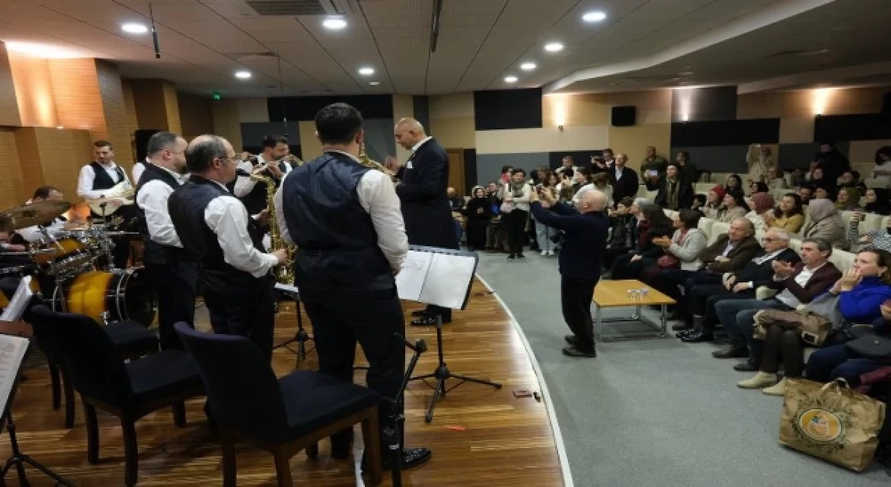 Sakarya’da Kent Orkestrası’ndan müzik dolu akşam