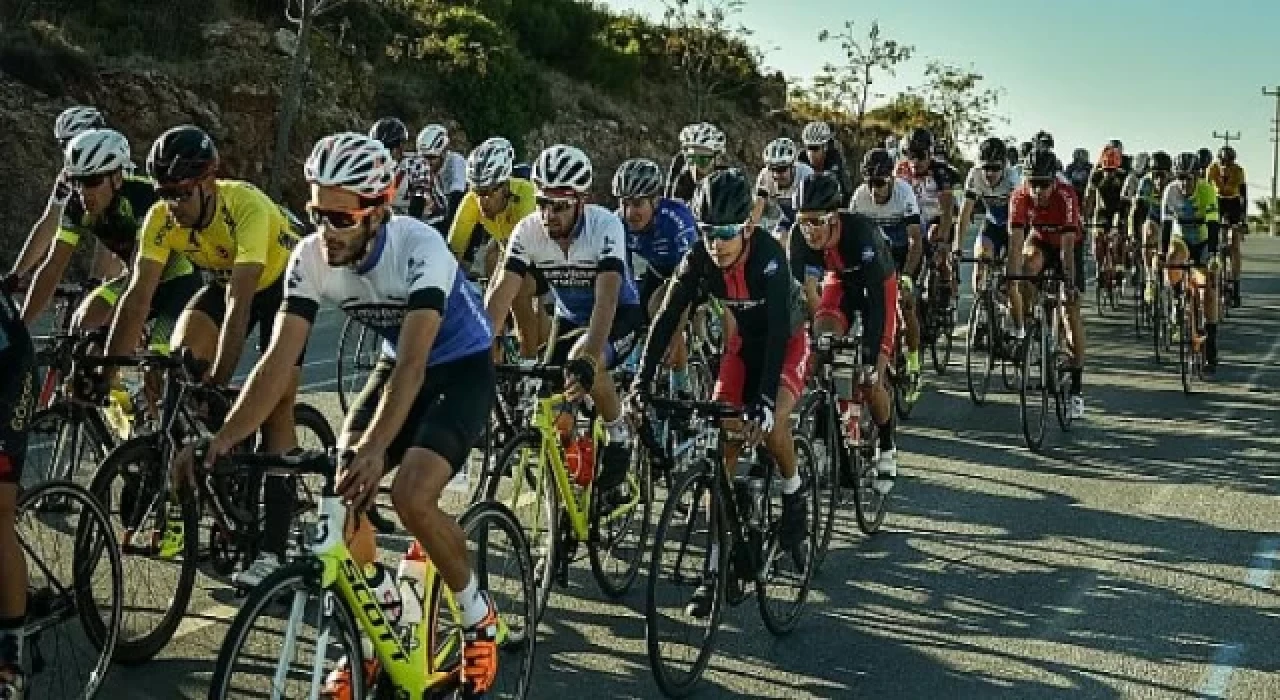 Veloturk Gran Fondo Çeşme by Carraro 6 Kasım Pazar günü start alıyor