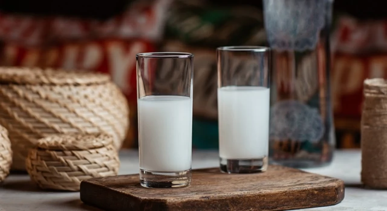 2023 Güncel Rakı Fiyatları | Yeni Rakı, Efe Rakı, Tekirdağ Rakı, Burgaz Rakı, Beylerbeyi Rakı, Kulüp Rakı ne kadar?