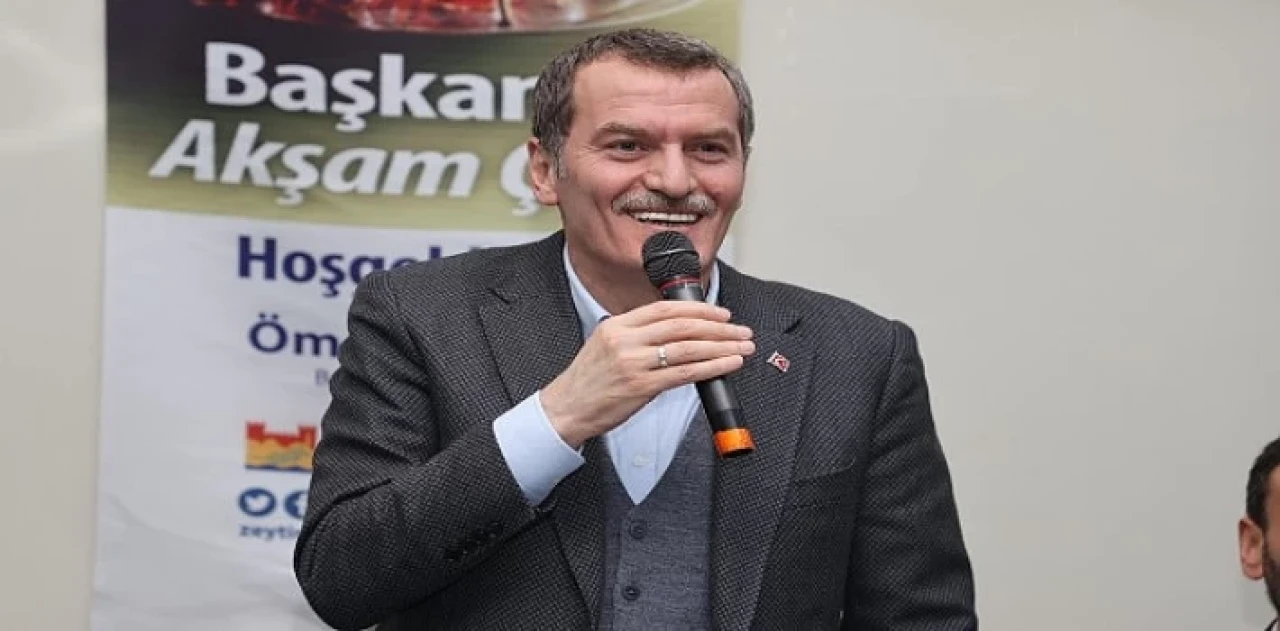 &apos;Başkanla Akşam Çayı’nda Konuşan Arısoy: “Zeytinburnu’nun Yapı Stoğunu Yenilemek İçin Hep Birlikte Çalışmalıyız”