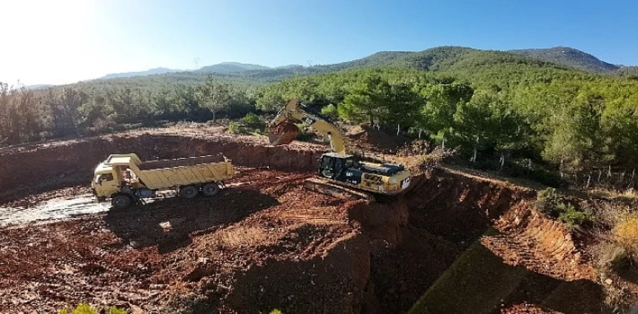 Aski, Karacasu Yazır’da Gölet Genişletme Çalışmasına Başladı