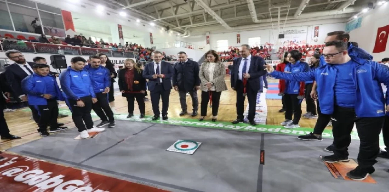 Gaziantep’te ’engelsiz’ spor