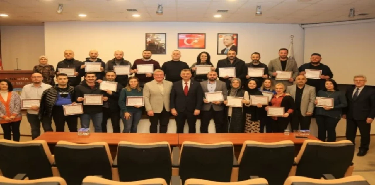 Gölcük Belediyesi’nin ’ilk yardım’cıları sertifikalandı