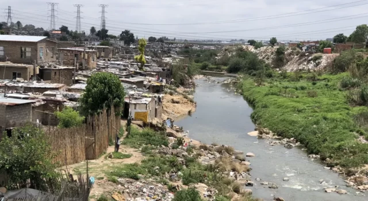 Güney Afrika’da ayin yapan grup sele kapıldı: 9 ölü, 15 kayıp