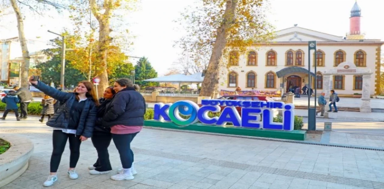 Kocaeli’nin markası bulvara yakıştı