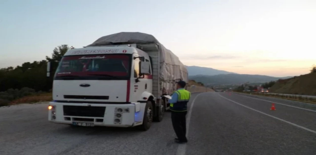 Muğla Zabıtası yollarda 925 denetim gerçekleştirdi