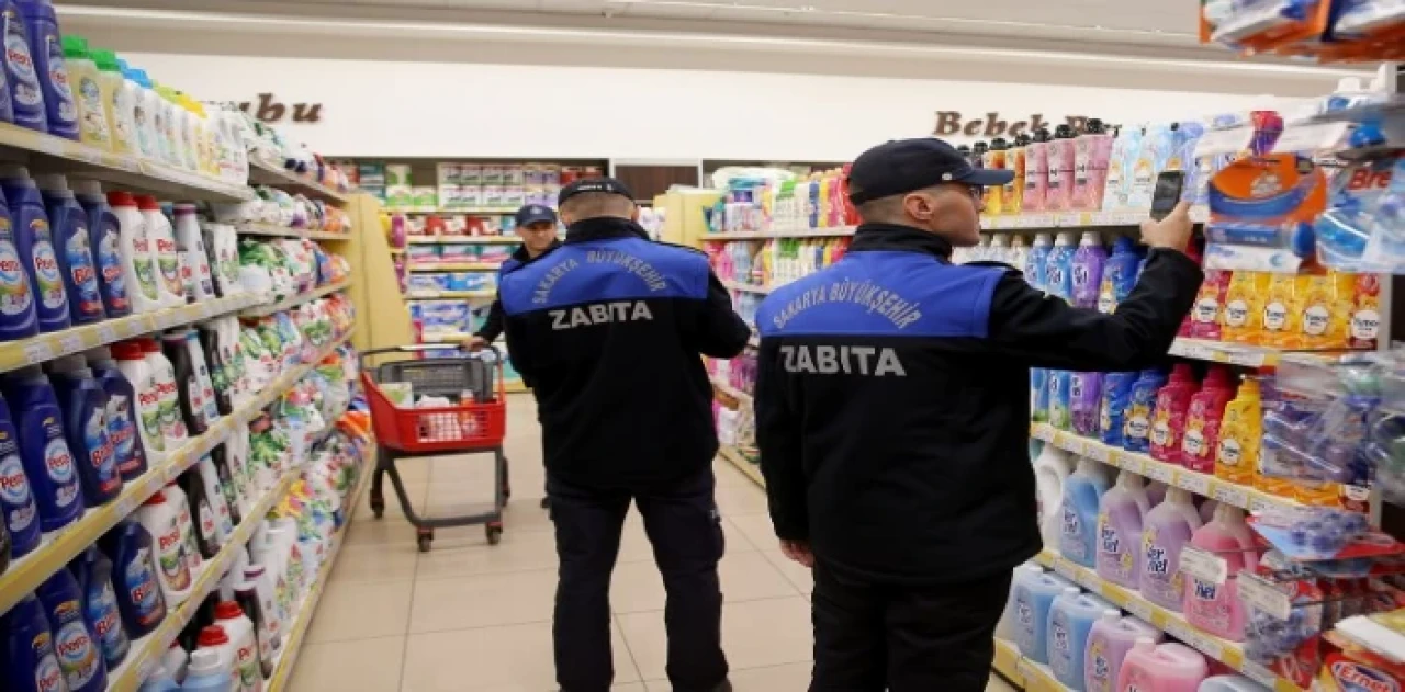 Sakarya Zabıtası market denetiminde