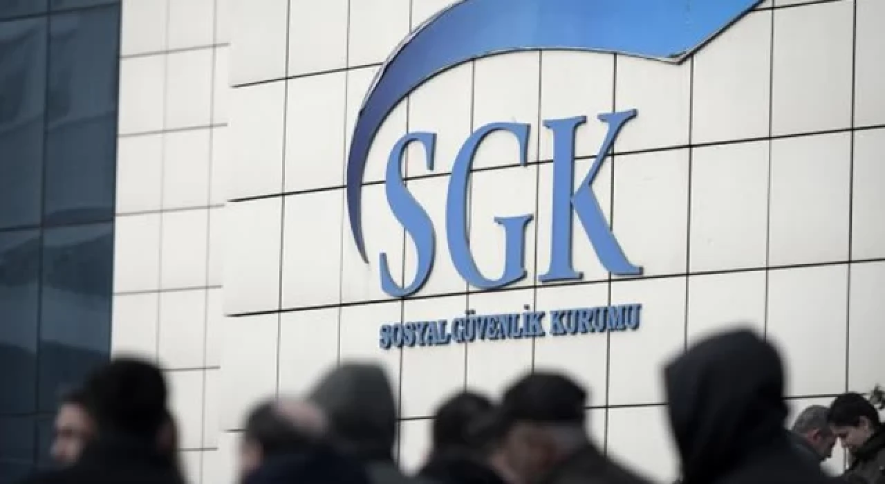 SGK'dan 'EYT' açıklaması: Kanun çıkmadan aylık bağlanamaz