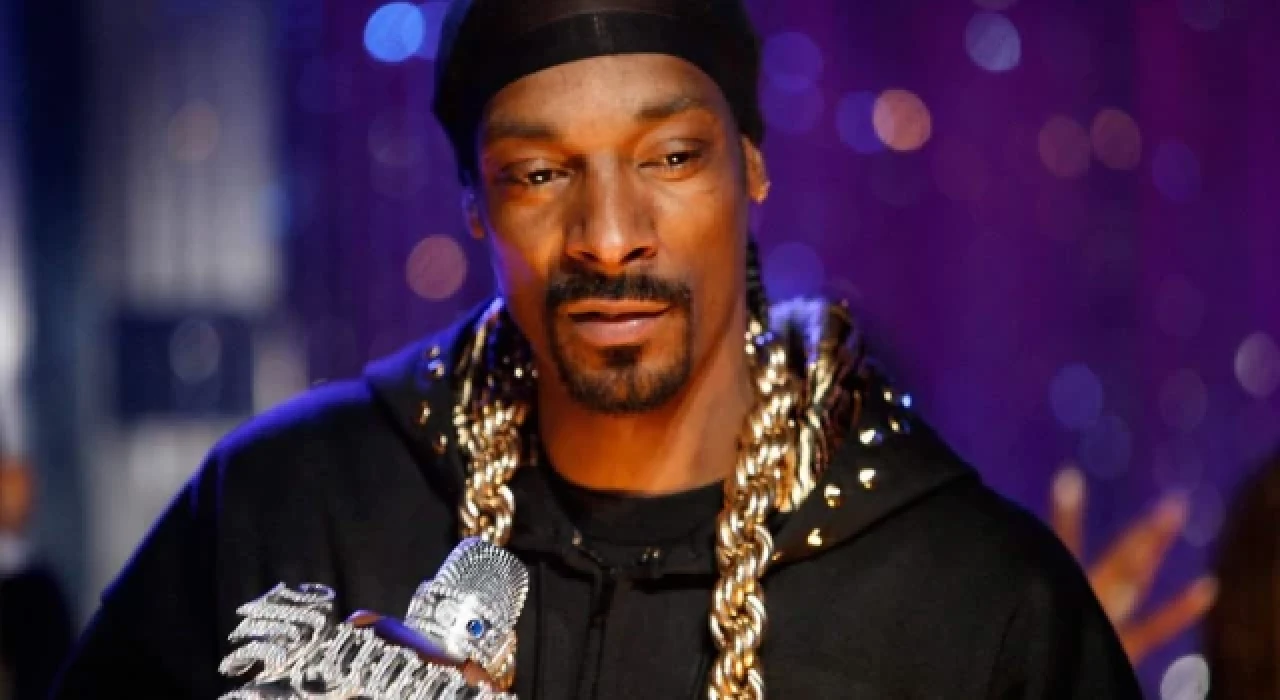 Snoop Dogg'un 'Twitter'ı yönetmeli miyim?' anketine 3 milyon kişi oy verdi