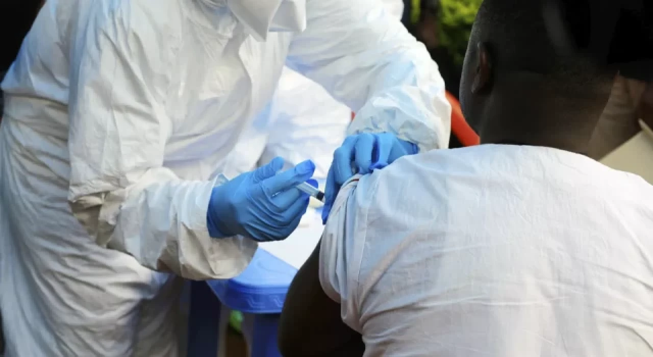 Uganda Devlet Başkanı: Ebola salgını bitti