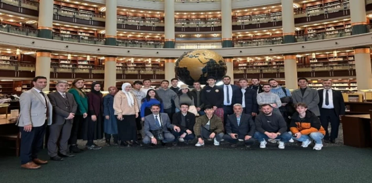 Uluslararası Sancak Derneği’nden misafir öğrencilerle Ankara çıkarması