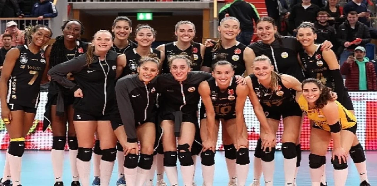 VakıfBank, CEV Şampiyonlar Ligi’nde ikinci maçını da kazandı