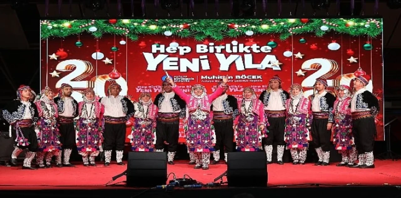 Yılbaşı Festivali’nde coşku sürüyor