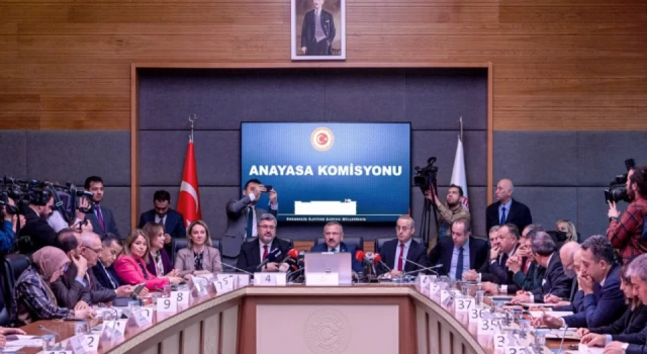 Anayasa Komisyonu'nda eşcinselliği ürolog anlattı