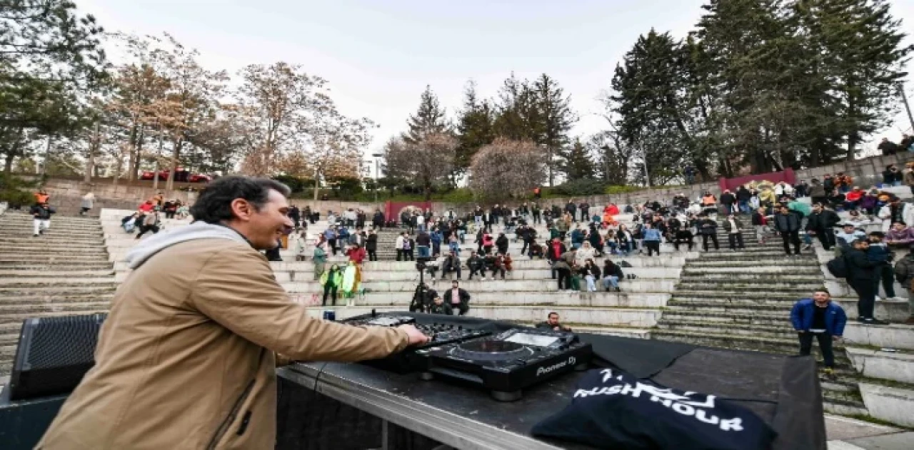 Başkent’te müzik festivali coşkusu