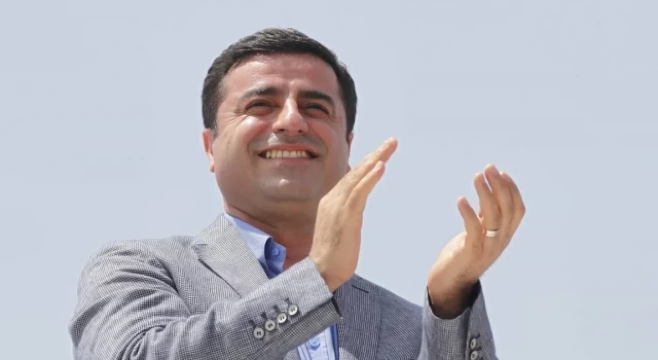 Demirtaş’tan 15 Ocak’ta gerçekleşecek mitinge davet: Ben bile geliyorum, inanmıyorsanız gelin görün