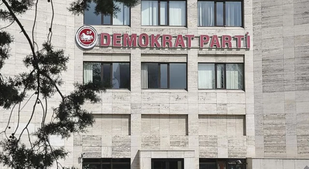 Demokrat Parti’nin koruma polisleri geri çekildi