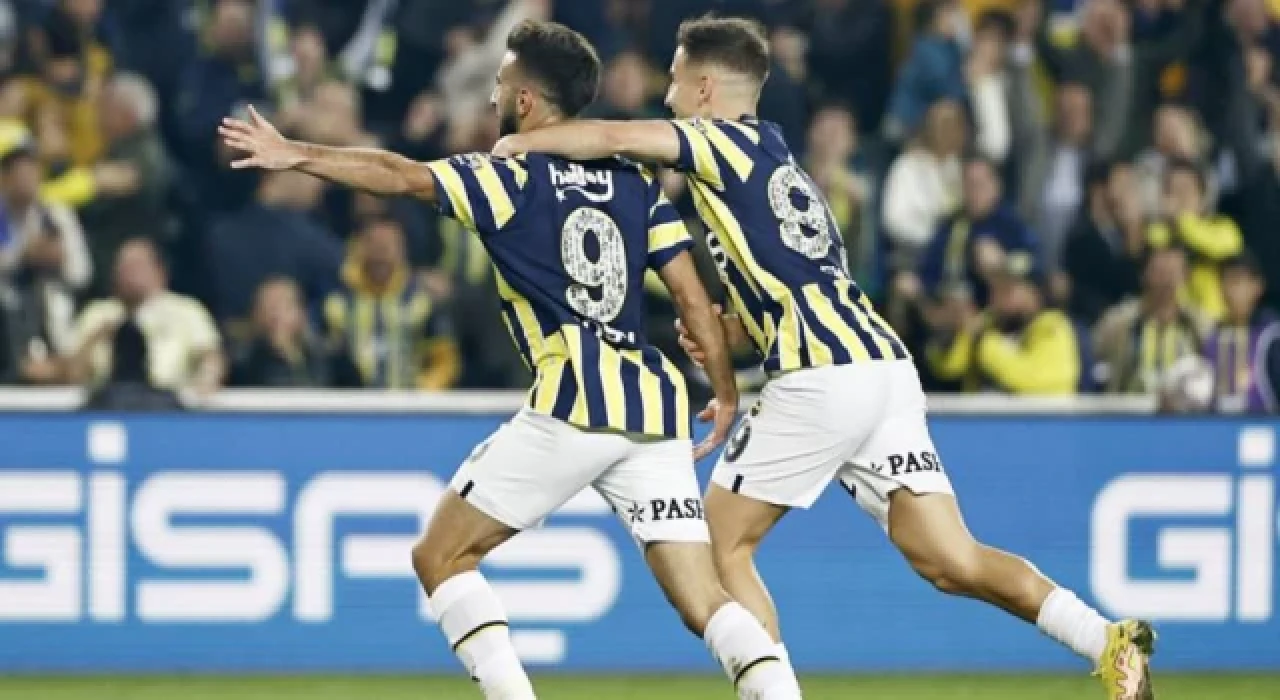 Fenerbahçe'de iki yıldıza yol göründü