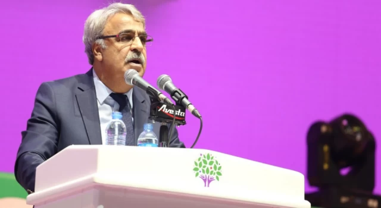 HDP'den AYM'ye 'kapatma davası' başvurusu: Karar seçim sonrasına bırakılsın