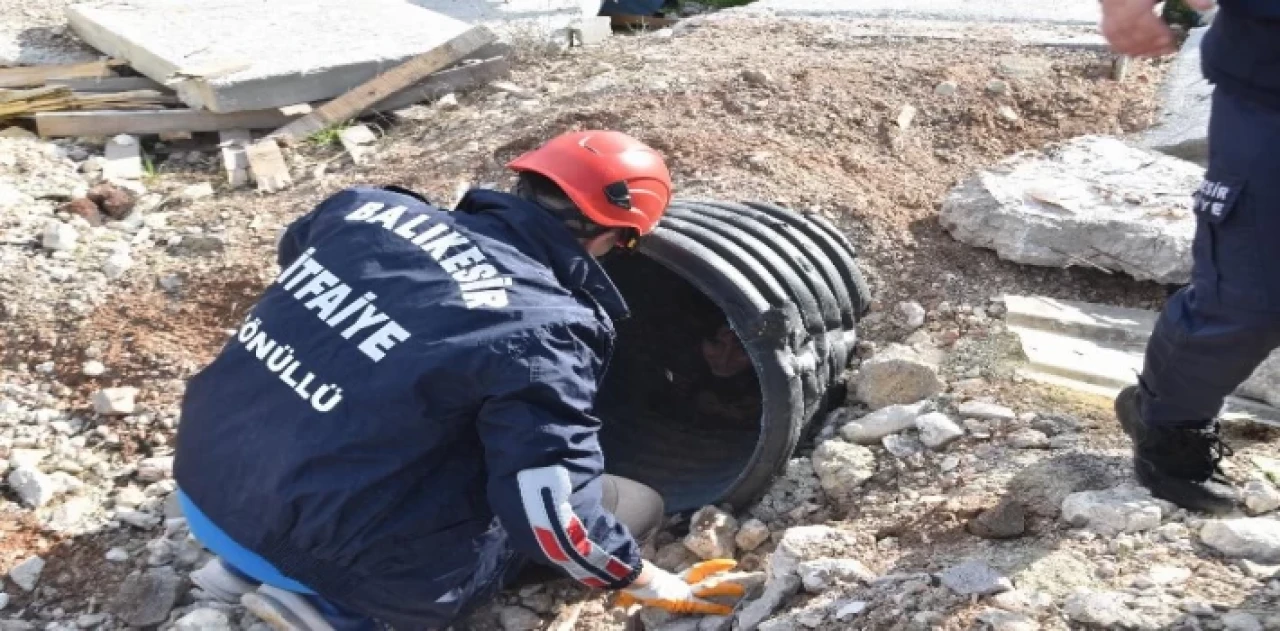 Herkes gerçek sandı, öğrenciler tatbikat yaptı