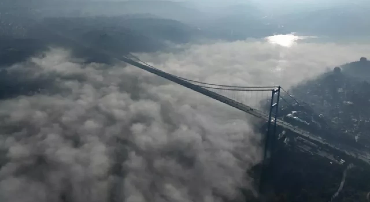 İstanbul'da yoğun sis: Bazı vapur seferleri iptal edildi