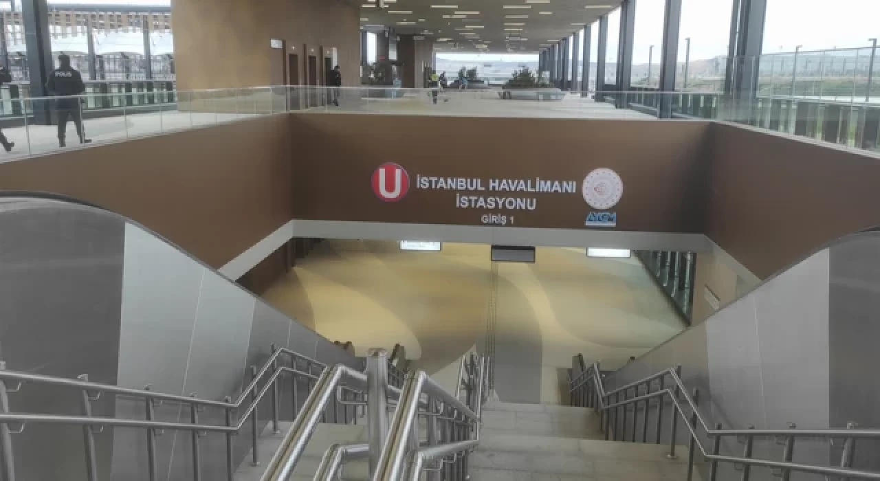 Kağıthane-İstanbul Havalimanı metrosu, hizmet vermeye başladı