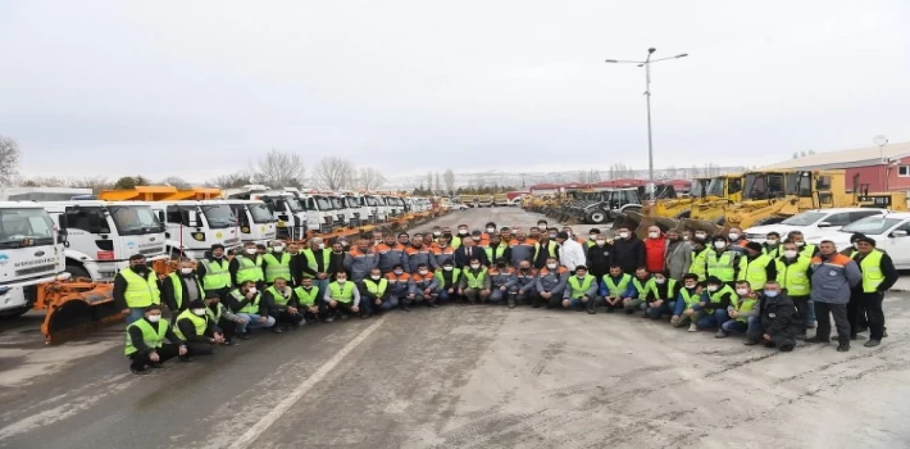 Kayseri Büyükşehir’den kar teyakkuzu