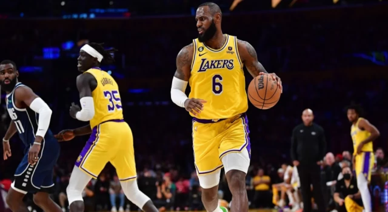 LeBron James, NBA tarihinde 38 bin sayı barajını aşan ikinci oyuncu oldu