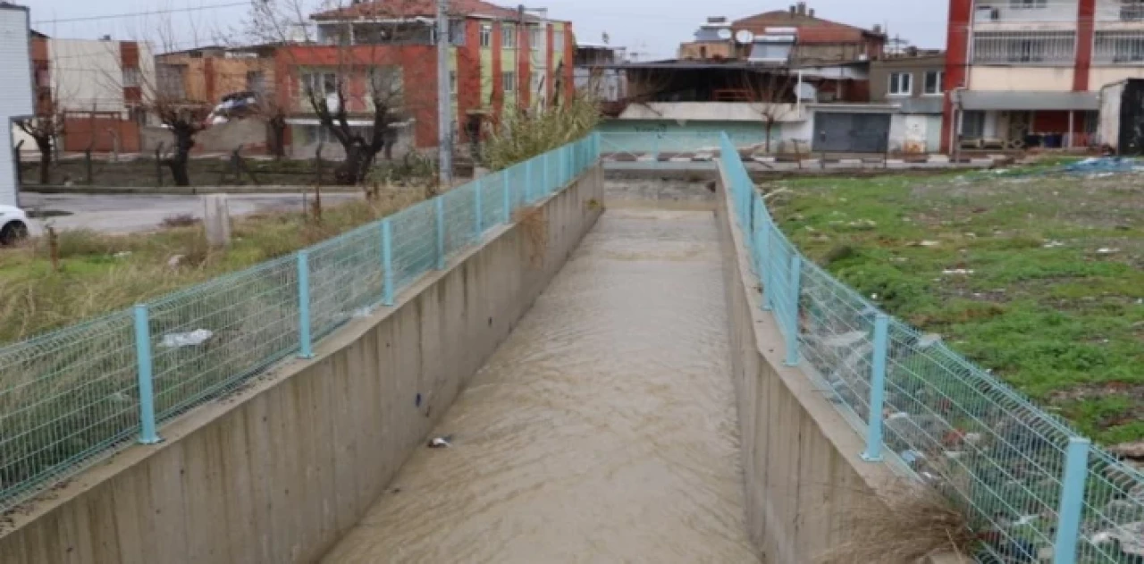 Manisa’da derelerdeki ıslahlar olası taşkınları önlüyor