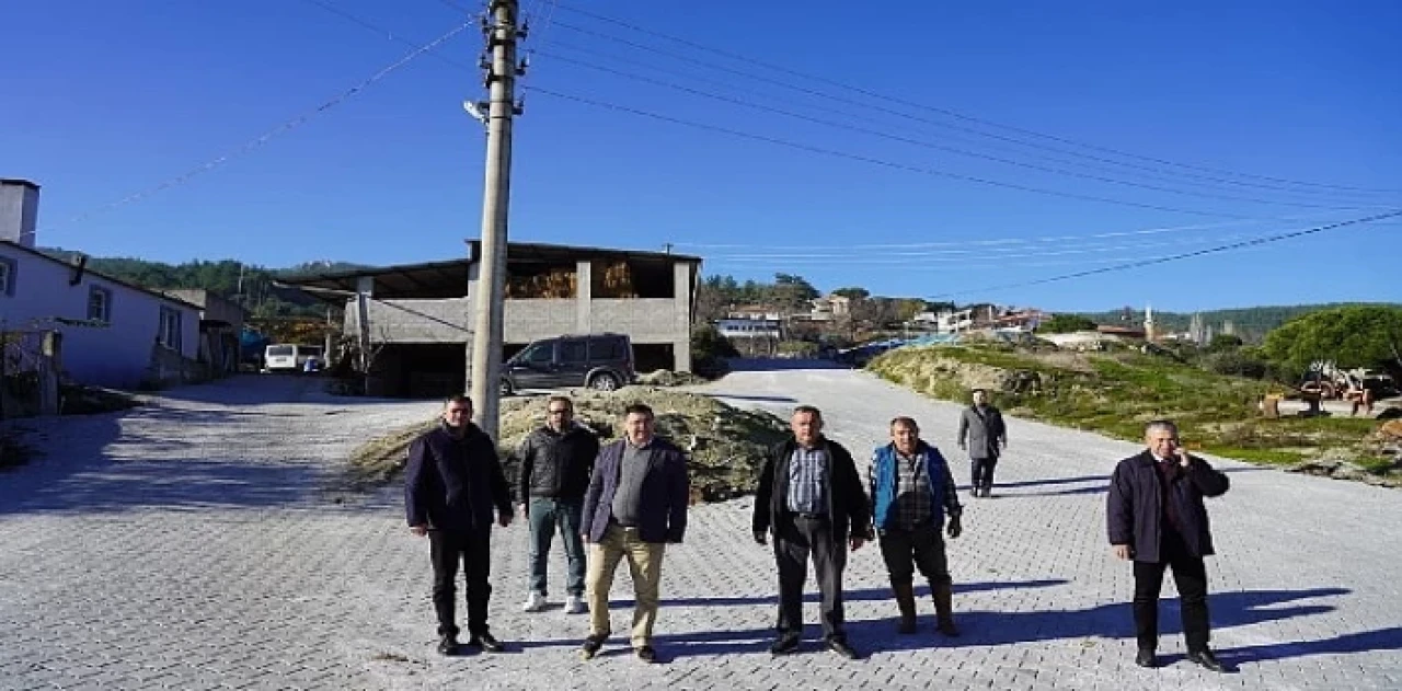 Milas Belediyesi’nden Türbe’de Yoğun Parke Kaplama Çalışması