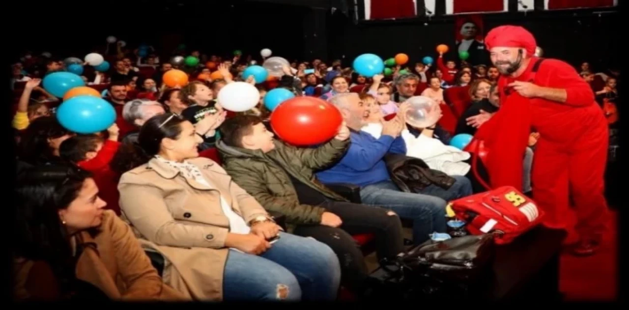 Murat Makar’dan stand-up gösterisi