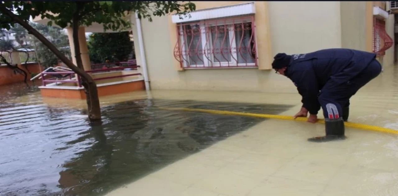 Sel mağduru Antalya’da hayat normale dönüyor