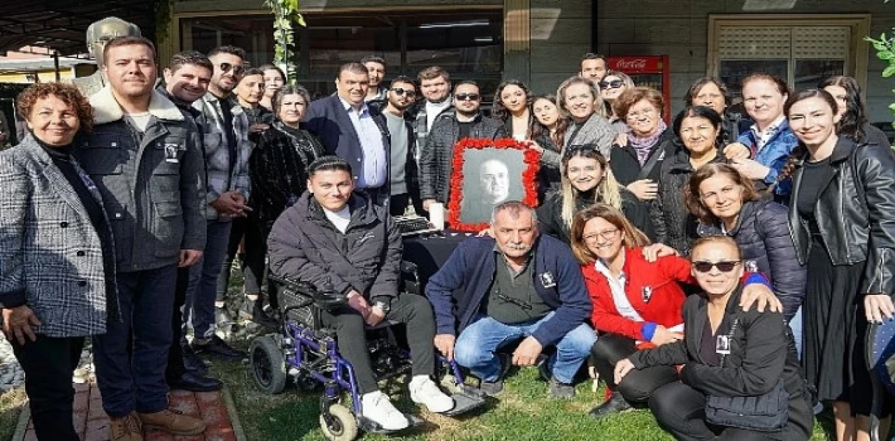 Uğur Mumcu katledilişinin 30’uncu yılında Seferihisar’da anıldı: ”Gazeteci susmazsa halk da susmaz”