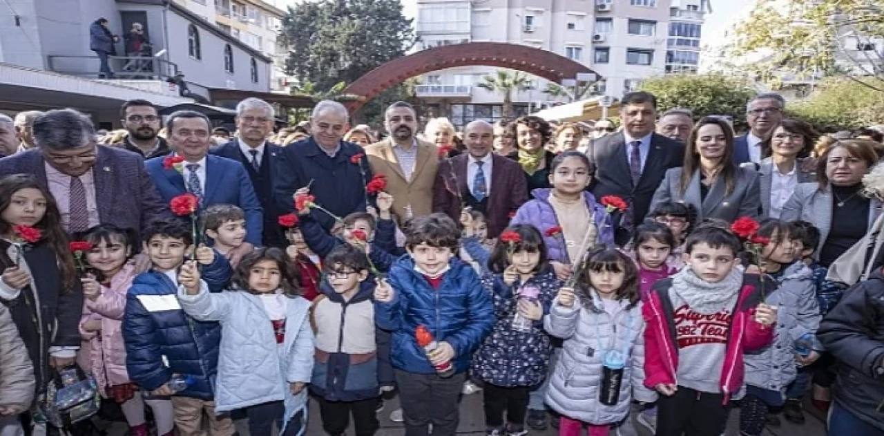 Zübeyde Hanım ölümünün 100. yıl dönümünde vefa ve umutla anıldı