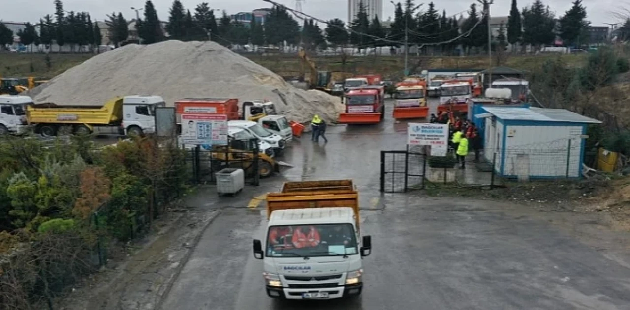 Bağcılar Belediyesi Karla Mücadele Timi göreve hazır