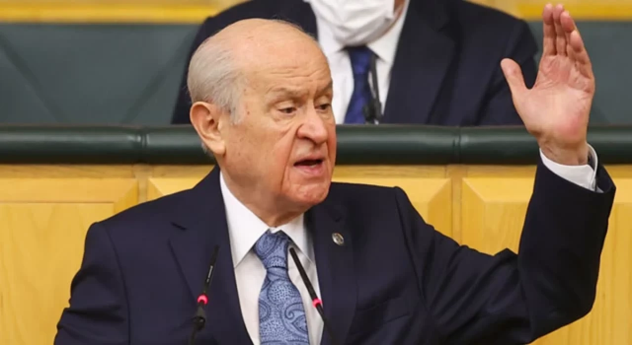 Bahçeli: Müsabakalar seyircisiz ya da tedbir alınarak oynanmalı