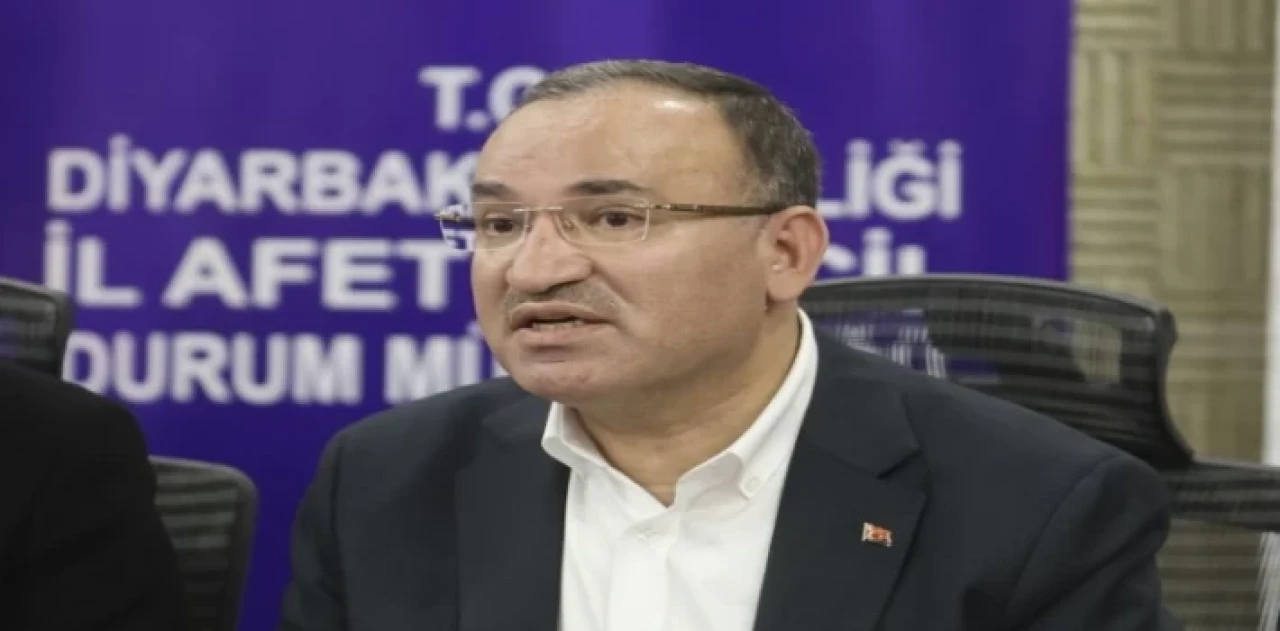 Bakan Bozdağ: Deprem fırsatçılarına ’ağır cezalar’ gelecek!