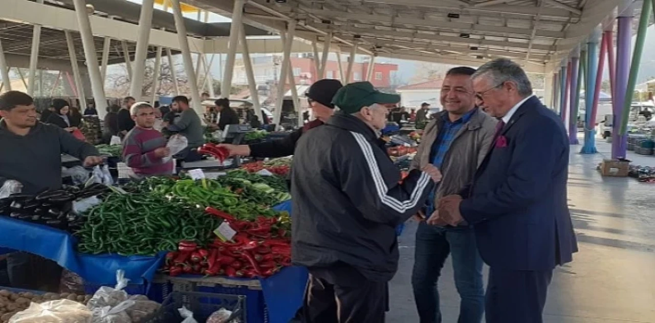 Başkan Topaloğlu, Kuzdere Pazar esnafıyla bir araya geldi