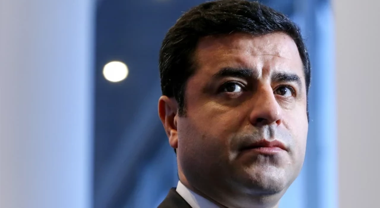 Demirtaş: Seçim ertelemek darbedir