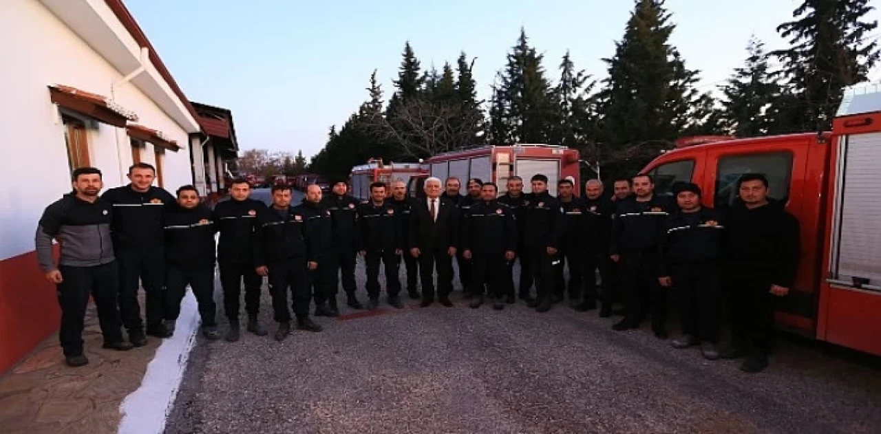 Deprem Kahramanları Anlattı;  İlhan, “Cehennem Çukurundan Bir Hayatı Kurtarmanın Mutluluğu Anlatılamaz”