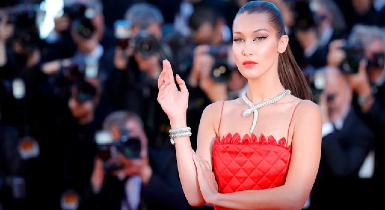 Depremlerin ardından yardım çağrısında bulunan Bella Hadid’den yeni Türkiye paylaşımı