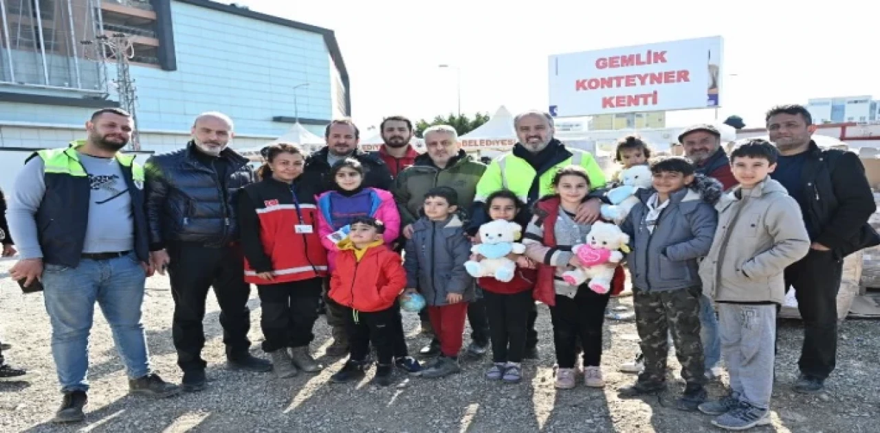 İskenderun’da konteynerler Gemlik’ten, altyapı Bursa Büyükşehir’den