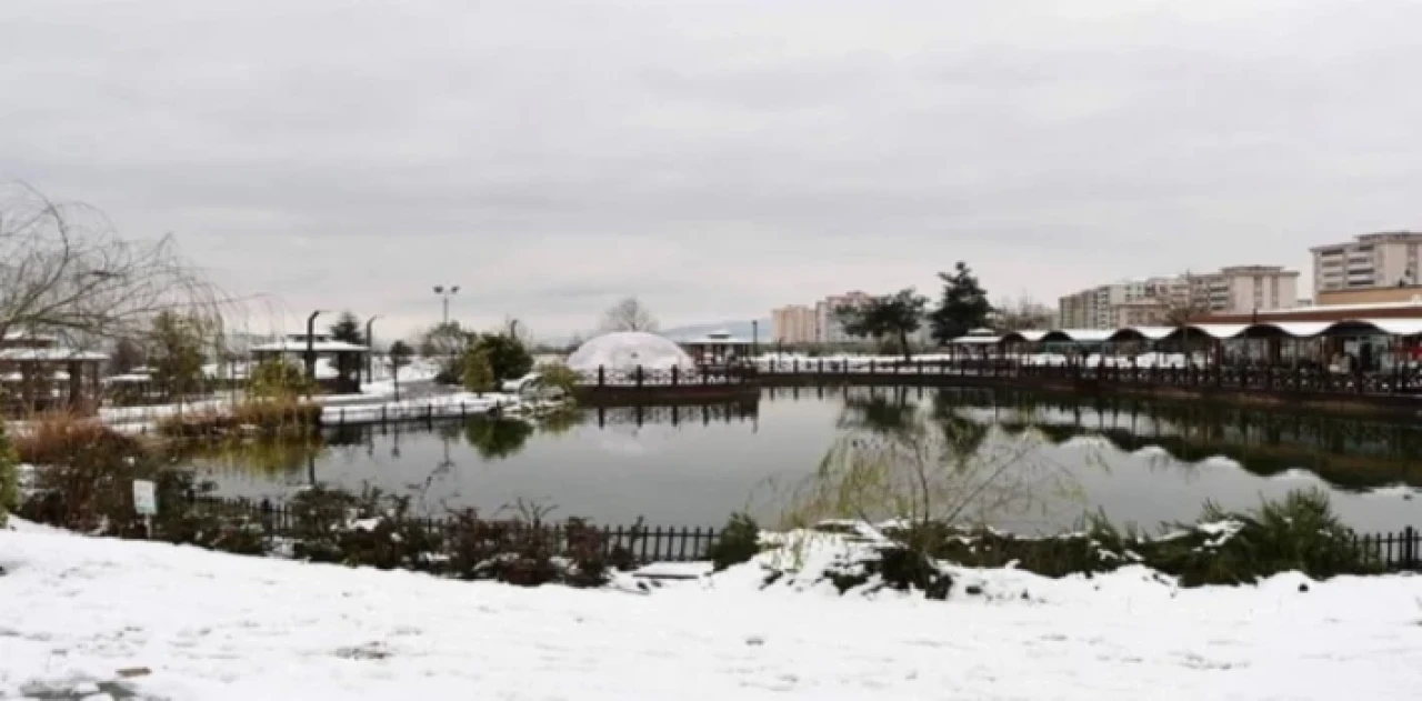 Kahramanmaraş’ta Başkan Güngör’den ekibine kar fotoğraflı teşekkür