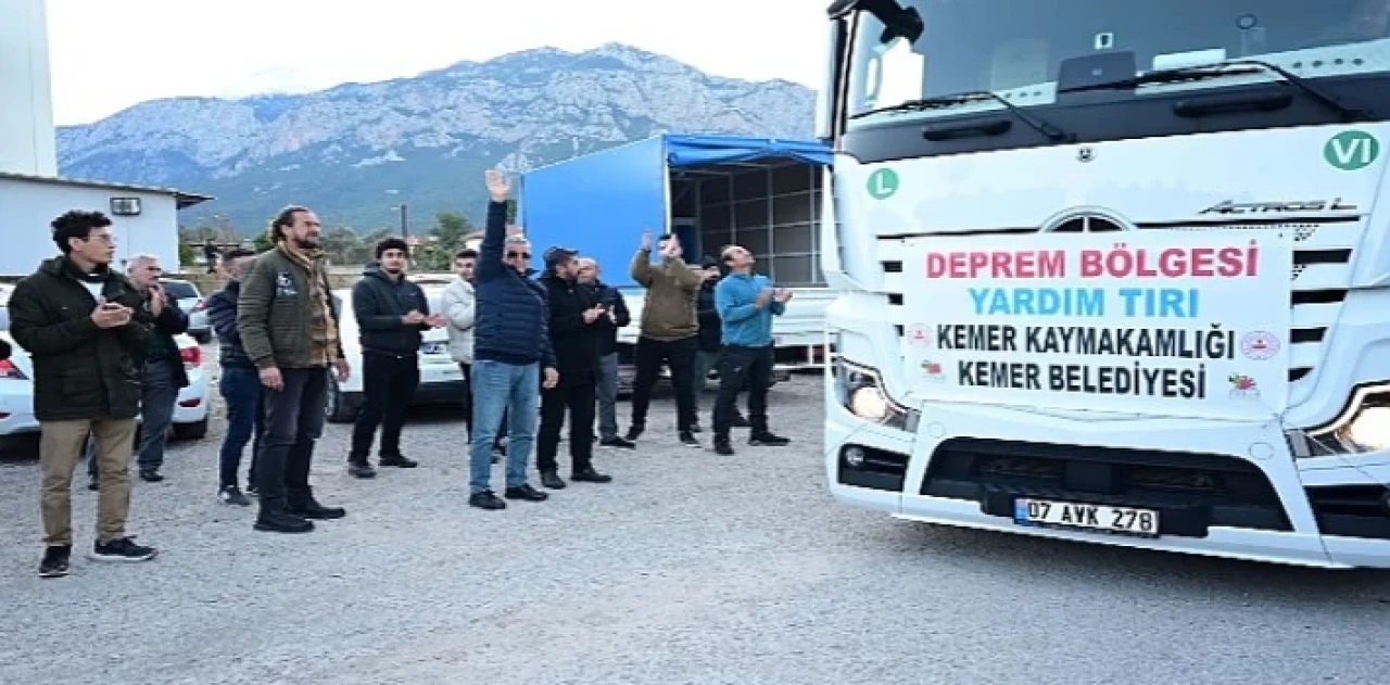 Kemer 11’inci yardım tırını uğurladı