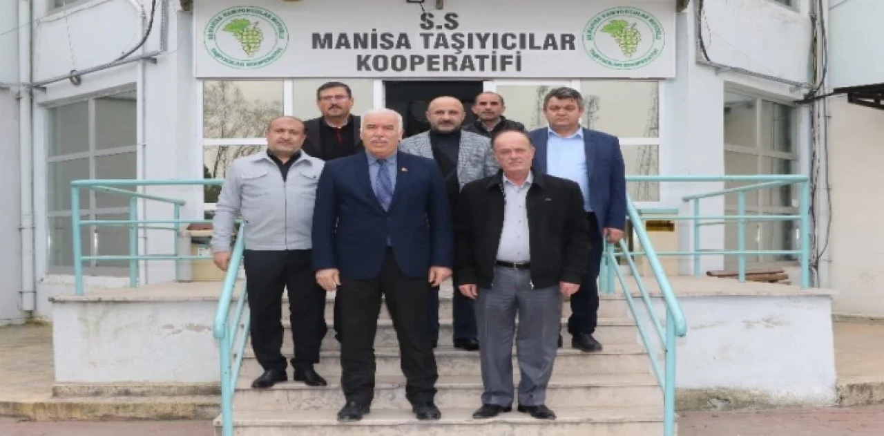 Manisa Büyükşehir’in MHP Grup Sözcüsü’den ’Taşıyıcılar’a teşekkür ziyareti